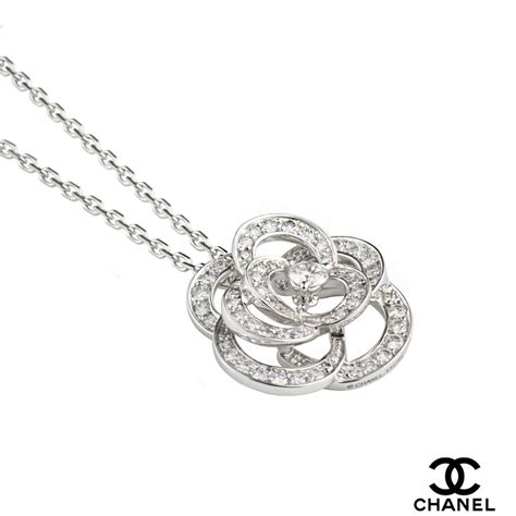 pendentif camelia chanel|diamond camellia necklace.